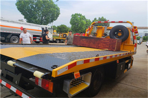 雁峰附近拖车电话号码服务